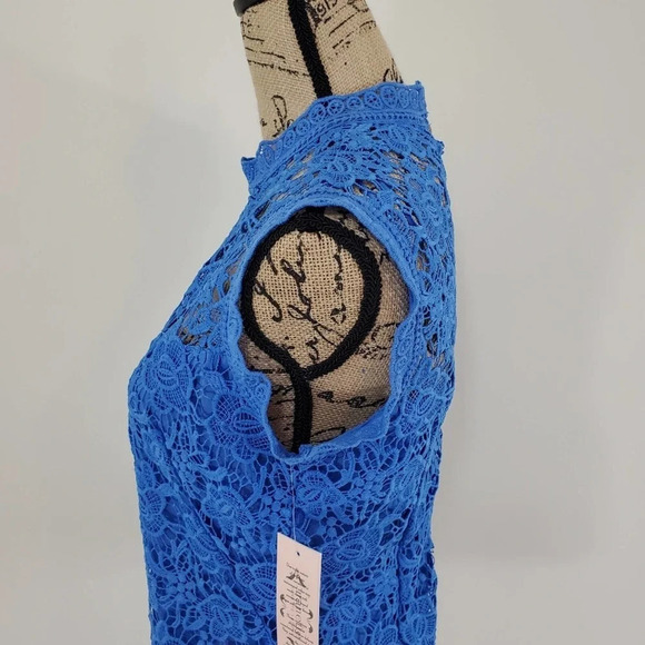 NANETTE LEPORE Women's Venetian Blue Lace Cutout Shell Size Small Blue New - Picture 14 of 14